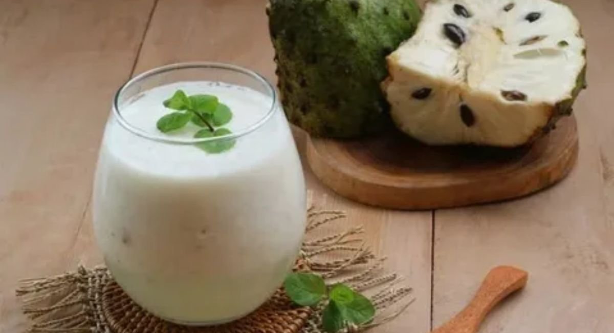 10 Powerful Health Benefits of Soursop Juice You Should Know